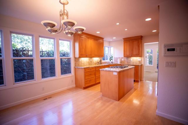 1210 Fiddlers Green, San Jose CA: https://media.crmls.org/mediaz/31ee5e3e-48f5-4a6d-bb6e-364294cf1853.jpg