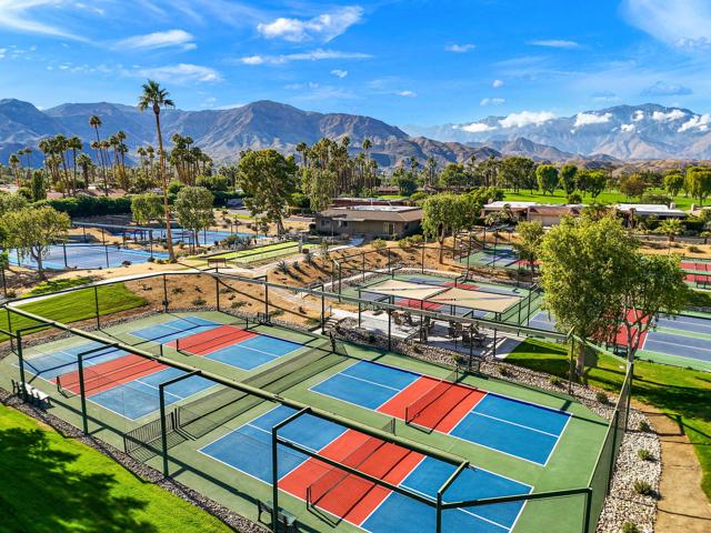 The Springs Pickleball and Tennis Courts