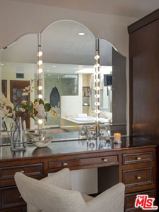 Drew Fenton | 27403 Pacific Coast Highway Malibu CA | MLS: 7286098