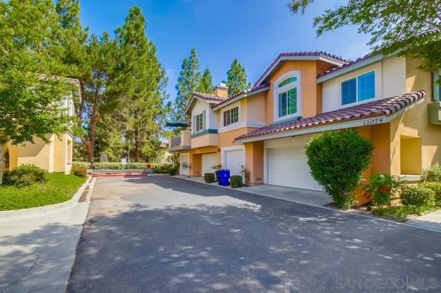 12079 Tivoli Park Row, San Diego CA: https://media.crmls.org/mediaz/31ef7941-a498-4d5b-bafe-c7ed2535a50d.jpg