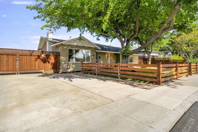 68 N Midway Street, Campbell CA: https://media.crmls.org/mediaz/31f0317f-e810-41ea-86e2-be1f40ff6f25.jpg