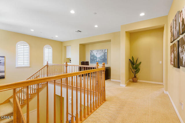 1464 Twin Tides Place, Oxnard CA: https://media.crmls.org/mediaz/31f0f17d-1ceb-4d2a-b6f7-e66a5ad4abae.jpg