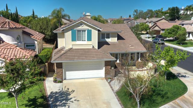 Detail Gallery Image 9 of 37 For 29047 Ironwood Ln, Saugus,  CA 91390 - 3 Beds | 3/1 Baths