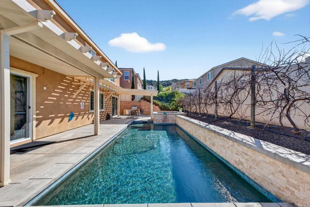 Detail Gallery Image 24 of 75 For 45721 Middle Gate Ct, Temecula,  CA 92592 - 6 Beds | 4/1 Baths