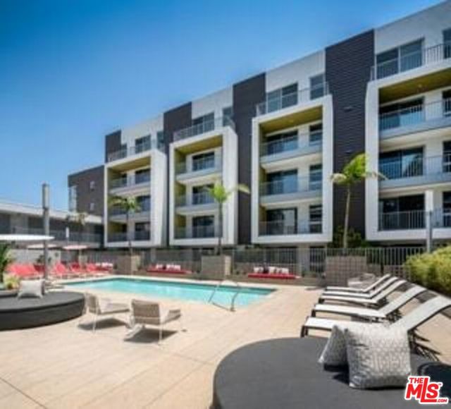 7141 Santa Monica Boulevard, West Hollywood CA: https://media.crmls.org/mediaz/31f3c9e2-5c78-48d6-9548-b691aba60926.jpg