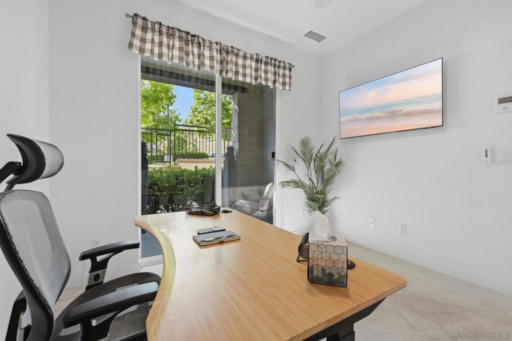 2806 Avella Cir - photo 6