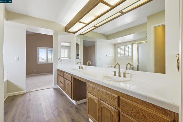 5535 Edgeview Dr, Discovery Bay CA: https://media.crmls.org/mediaz/31f4bde3-5951-4fe3-971f-eca988f7f741.jpg