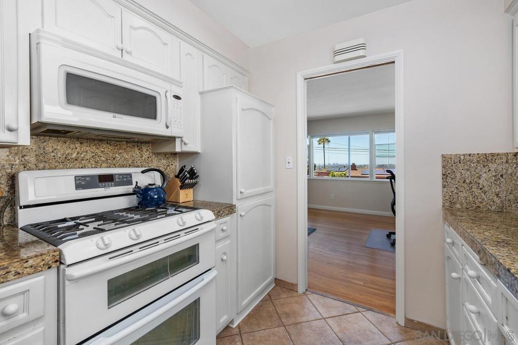 2467 56th Street - photo 12