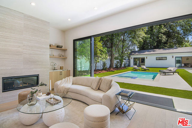 22616 Hatteras Street, Woodland Hills CA: https://media.crmls.org/mediaz/31f55511-eede-45d3-89a7-3df9c67ed0bd.jpg