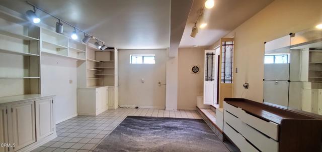 5060 Collis Avenue, South Pasadena CA: https://media.crmls.org/mediaz/31f57e69-f702-456e-bc3b-310ec0fe96d3.jpg
