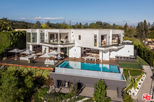 2371 Achilles Drive, Los Angeles CA: https://media.crmls.org/mediaz/31f5965c-fc1d-4f53-a528-378d1e9c90ce.jpg