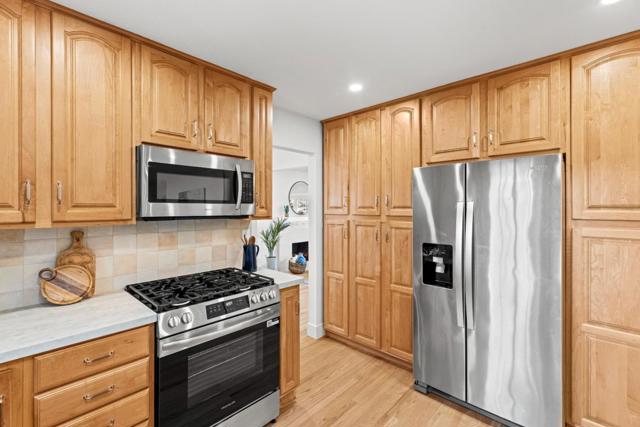 1688 Grizilo Drive, San Jose CA: https://media.crmls.org/mediaz/31f5d6be-7d46-42b8-9b65-f69bae5513ab.jpg