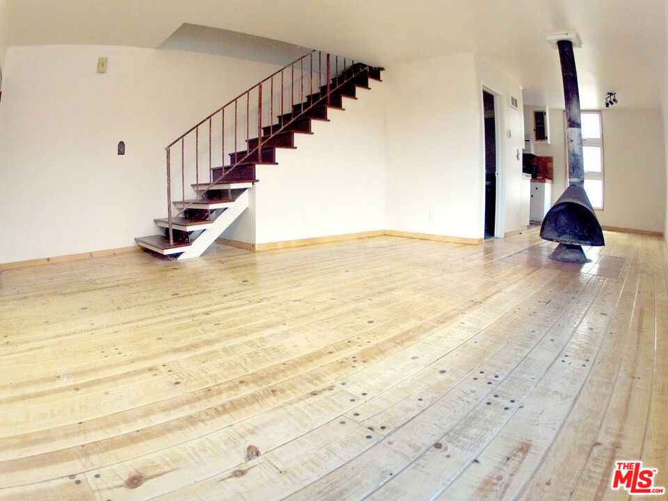 3512 Pacific Avenue Unit 7