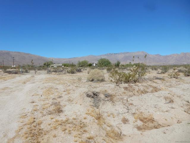 Image 2 of 9 For 3848 Yaqui Pass Rd