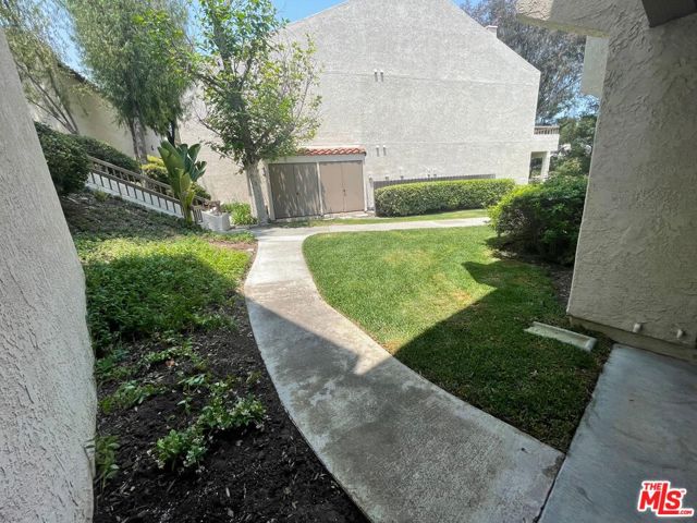 23502 Coso, Mission Viejo CA: https://media.crmls.org/mediaz/31f82bf0-d88b-4f0b-9672-a3853179bc05.jpg
