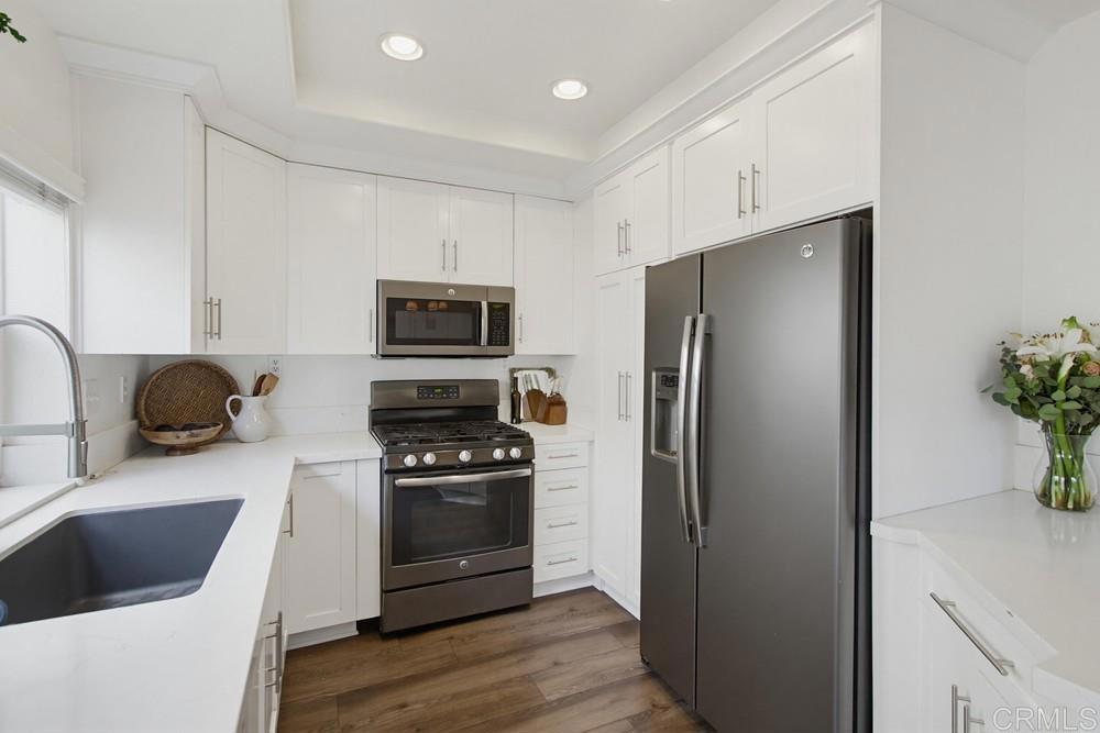 9960 Scripps Vista Way - photo 16