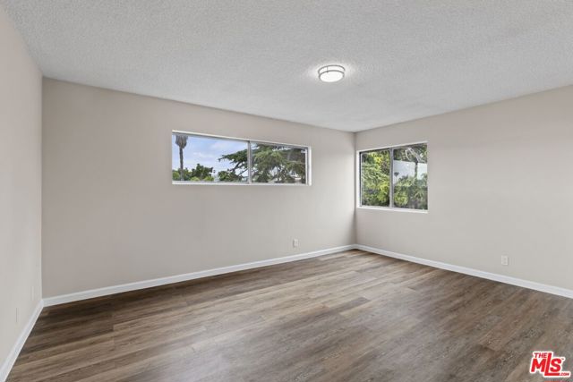 1538 STANFORD Street, Santa Monica CA: https://media.crmls.org/mediaz/31fa20c9-fb9b-4537-adbc-e2be485a0847.jpg
