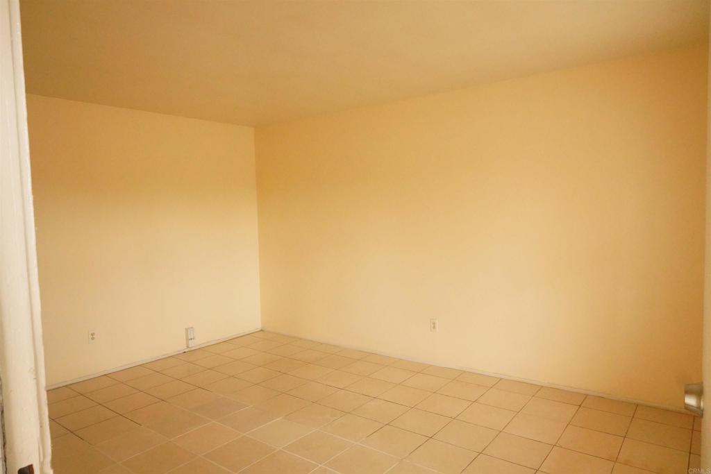 4209 Wilson Avenue - photo 9