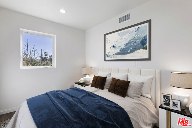 7313 Kentland Avenue, West Hills CA: https://media.crmls.org/mediaz/31fb1a30-a2fb-4bd9-9054-f2ad9f2bbbdd.jpg