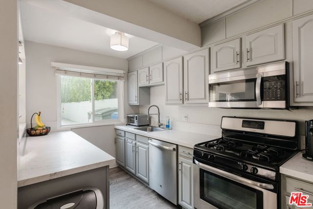 617 Westmount Drive, West Hollywood CA: https://media.crmls.org/mediaz/31fd1aa1-c7a5-4be8-b542-18b44beb4ce8.jpg
