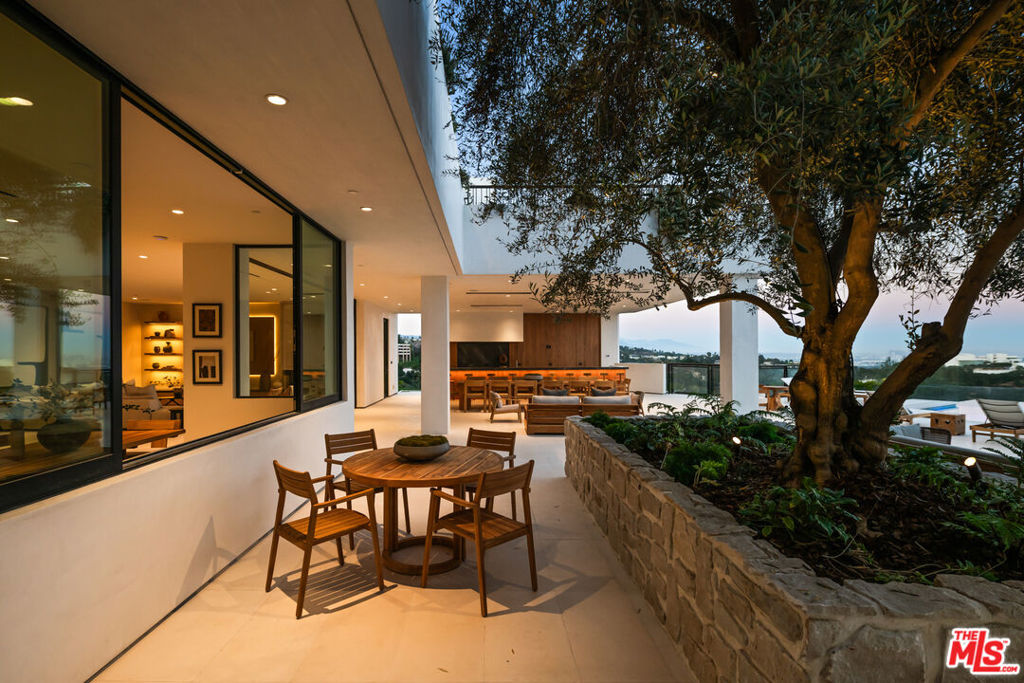 MLS #25570957 img 13