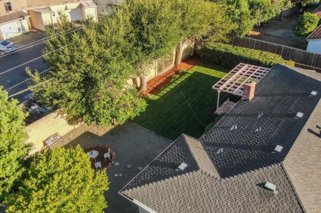 1284 Mandarin Drive, Sunnyvale CA: https://media.crmls.org/mediaz/31fd5286-573a-4b87-bc62-dc30b379ab6a.jpg