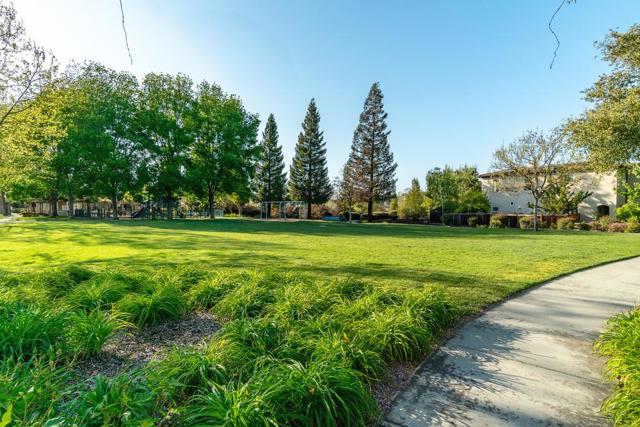 65056695 Eagle Ridge Court, Gilroy CA: https://media.crmls.org/mediaz/31fda477-64e6-4e48-aacb-2bcef4a20126.jpg