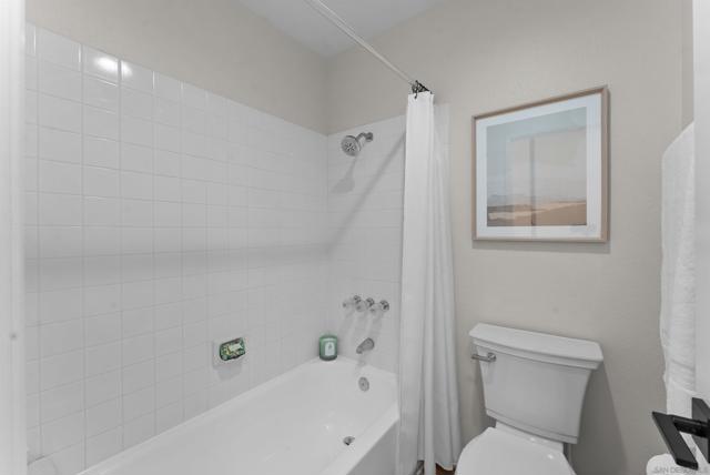 8595 Summerdale Rd, San Diego CA: https://media.crmls.org/mediaz/31fe2605-f903-42a5-b43e-140b91b1ddb3.jpg