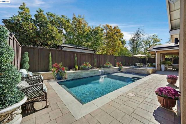 2170 Santa Croce Dr, Livermore CA: https://media.crmls.org/mediaz/31fef2db-28c4-4850-8fa9-82dc019539e3.jpg