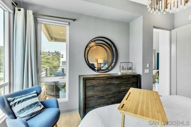 2460 Community Lane, San Diego CA: https://media.crmls.org/mediaz/31ff8a73-3505-41c2-8cdd-d18cf24a206a.jpg