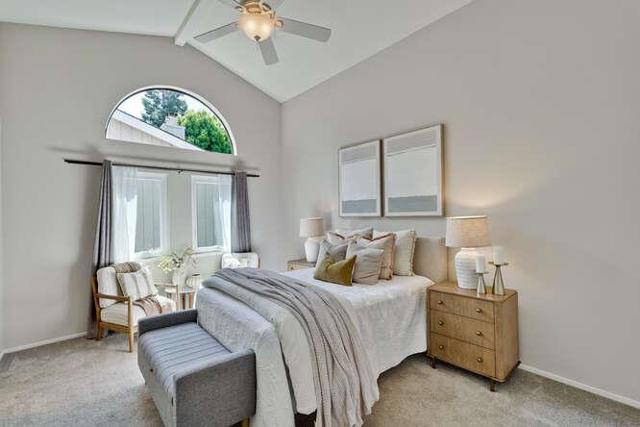 269 Bush Street, Mountain View CA: https://media.crmls.org/mediaz/32002f8c-dc11-48b1-95fc-86bc753684e9.jpg