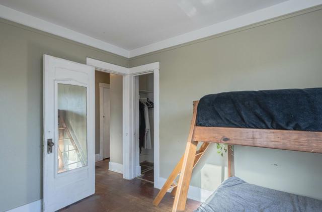 121 OAK Street, Salinas CA: https://media.crmls.org/mediaz/320036c5-5f66-4aeb-8a67-23270823e72f.jpg