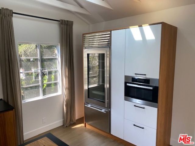 745 -747 1/4 N Hayworth Avenue, Los Angeles CA: https://media.crmls.org/mediaz/32022858-6d6e-4430-82b5-bbb8e0cfaa45.jpg