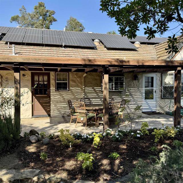Detail Gallery Image 27 of 75 For 2848 Los Alisos, Fallbrook,  CA 92028 - 5 Beds | 3 Baths