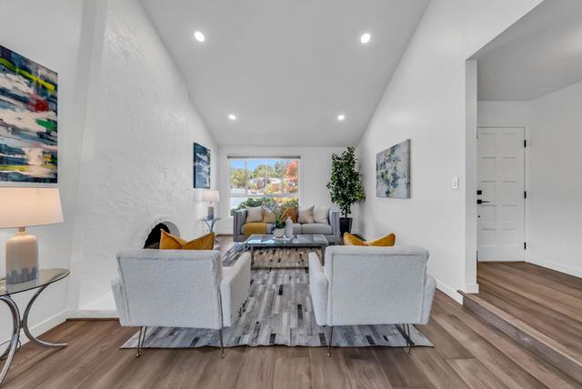 6 Whitecliff Court, San Mateo CA: https://media.crmls.org/mediaz/3202831f-53bd-409f-aaed-f38cc3e5c243.jpg