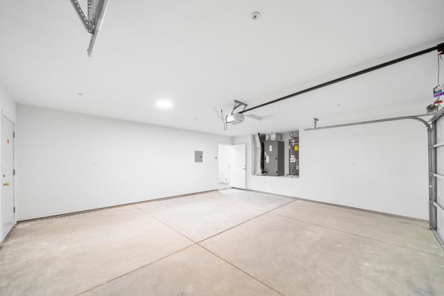 2864 Vista Avenue, Thermal CA: https://media.crmls.org/mediaz/3202f763-9f2f-4590-8e7c-d21fa43e7946.jpg