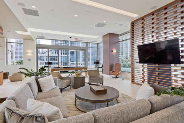 1388 Kettner Blvd, San Diego CA: https://media.crmls.org/mediaz/3203a092-bf53-441e-a158-090aaf7d7087.jpg