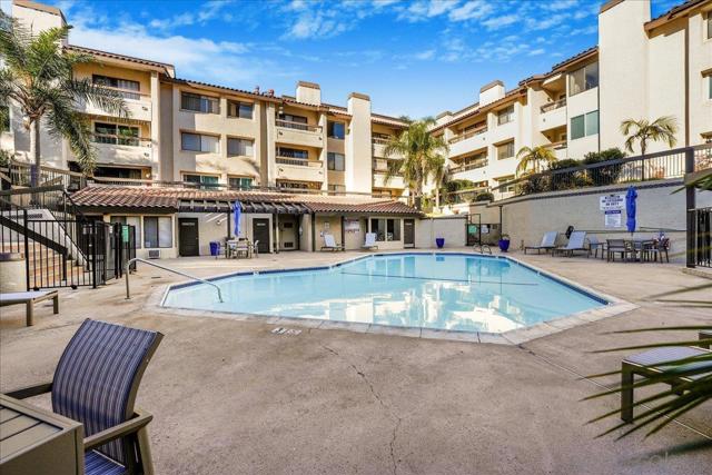 6747 Friars Rd, San Diego, California 92108, 3 Bedrooms Bedrooms, ,2 BathroomsBathrooms,Condominium,For Sale,Friars Rd,240027709SD