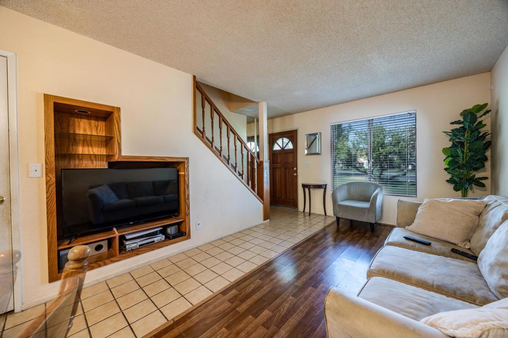 MLS #219138101DA image #5