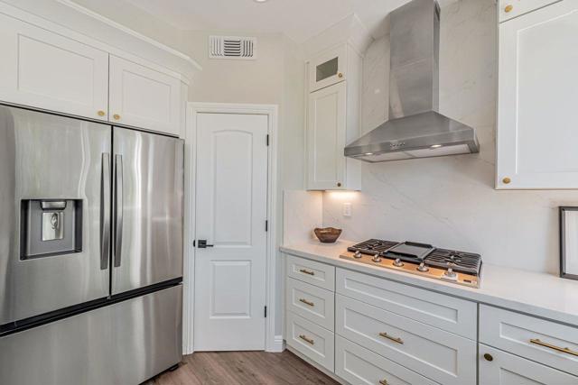 36397 Dijon Drive, Newark CA: https://media.crmls.org/mediaz/32054f10-696e-44bd-b46a-73c4133ec201.jpg