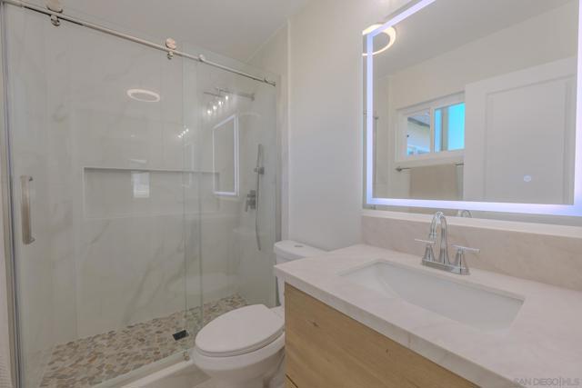 10805 Eberly Ct, San Diego CA: https://media.crmls.org/mediaz/3205d8f4-4b24-4fe1-8020-c973660b40b2.jpg