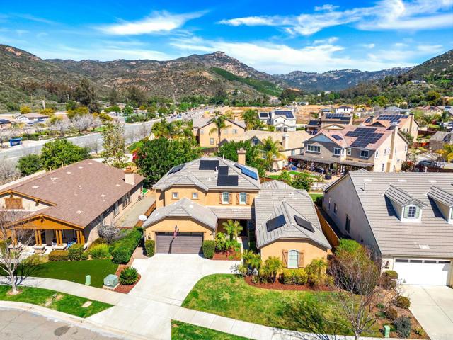 448 Kennedy Court, Escondido CA: https://media.crmls.org/mediaz/3206da94-7a63-4f3e-8081-e0d0806bfee0.jpg