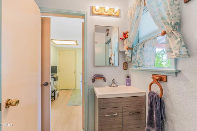 Detail Gallery Image 19 of 31 For 403 N L St, Oxnard,  CA 93030 - 3 Beds | 2 Baths