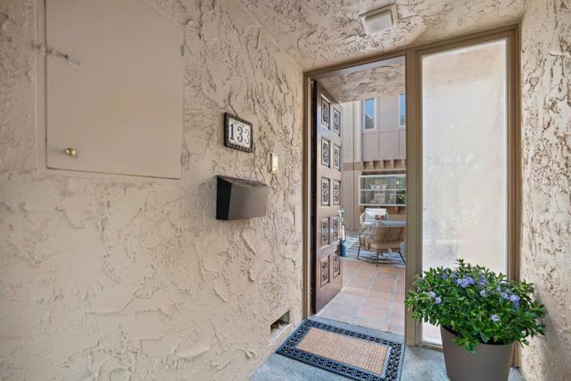 133 El Porton, Los Gatos CA: https://media.crmls.org/mediaz/32092f79-0adb-4e39-bf2c-4c58daffd4dd.jpg