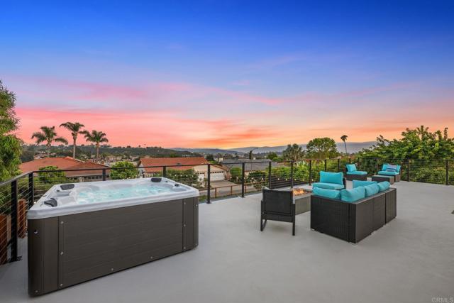 Detail Gallery Image 11 of 46 For 404 Santa Dominga, Solana Beach,  CA 92075 - 6 Beds | 4/1 Baths