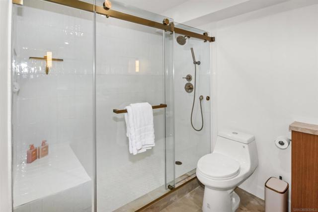 1830 Avenida Del Mundo, Coronado CA: https://media.crmls.org/mediaz/320a3884-2977-4f61-a947-a473e49935f4.jpg