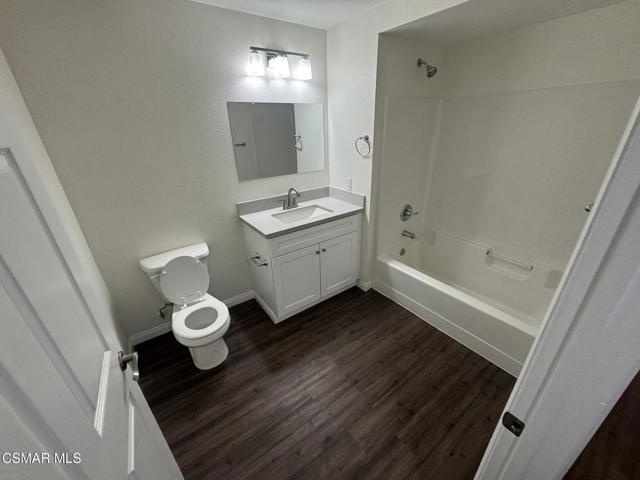 1850 Buyers Street, Simi Valley CA: https://media.crmls.org/mediaz/320a8ff7-2550-4594-97e4-f73fe5883039.jpg