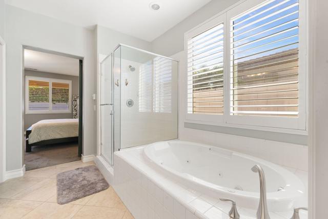 Image 21 of 35 For 48144 Newport Bridge Place