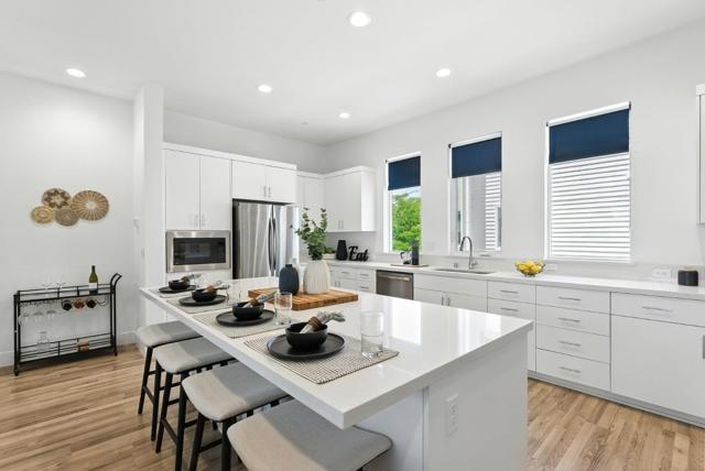 7997 Regional, Dublin CA: https://media.crmls.org/mediaz/320b013a-0233-4e80-934e-259d96d9f75f.jpg