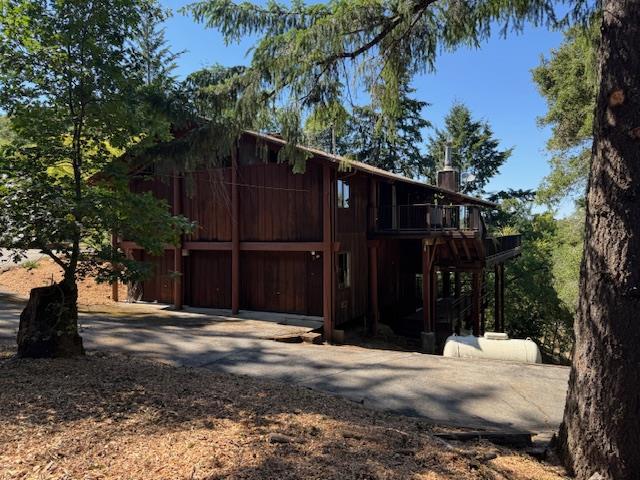 45 Ranch Road, Woodside CA: https://media.crmls.org/mediaz/320b8d25-3196-4eb2-baa2-4f4db267b583.jpg
